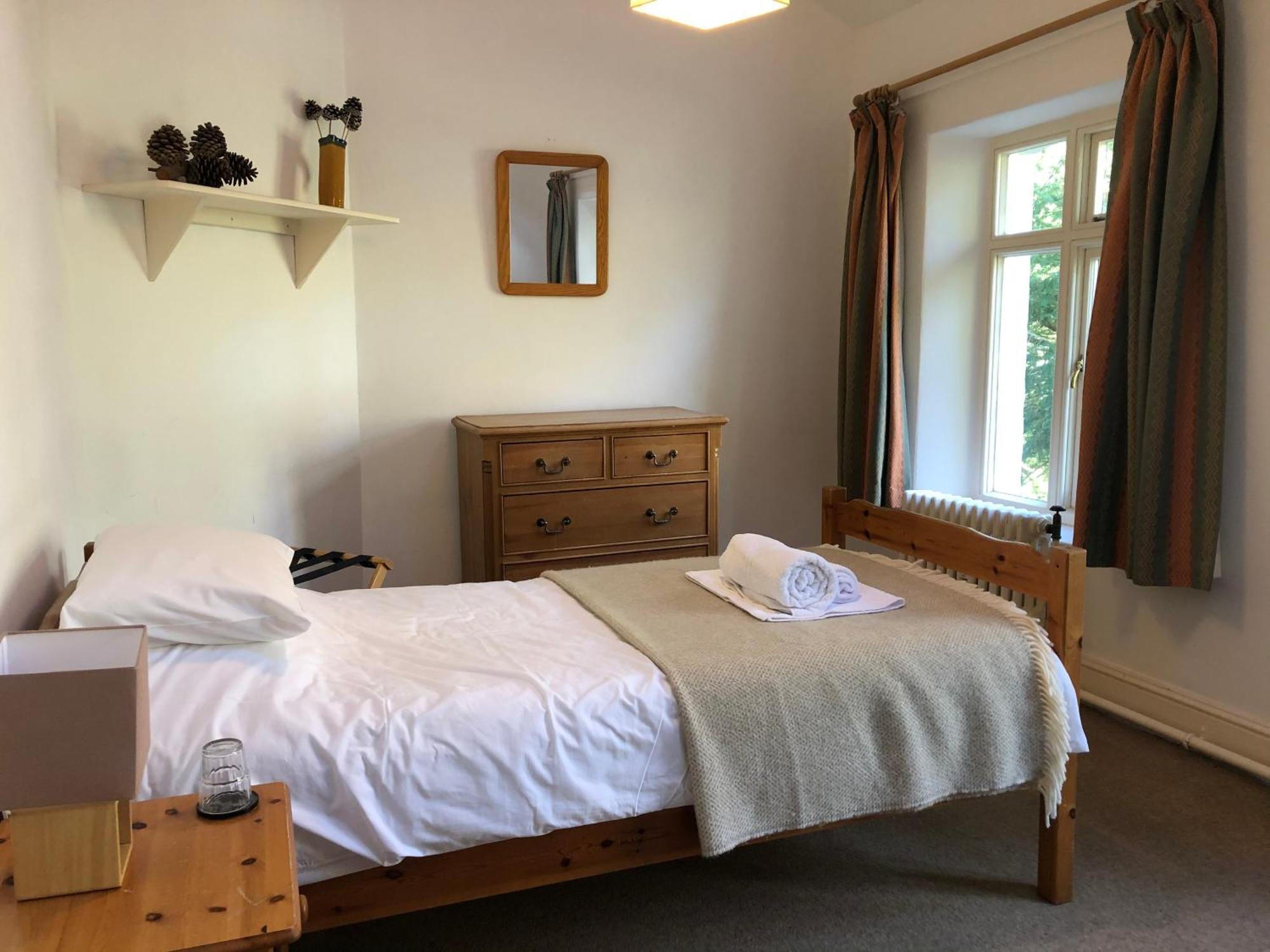 Trigonos - Quiet, Peaceful, Vegetarian B&B And Retreat Centre Nantlle Exterior photo