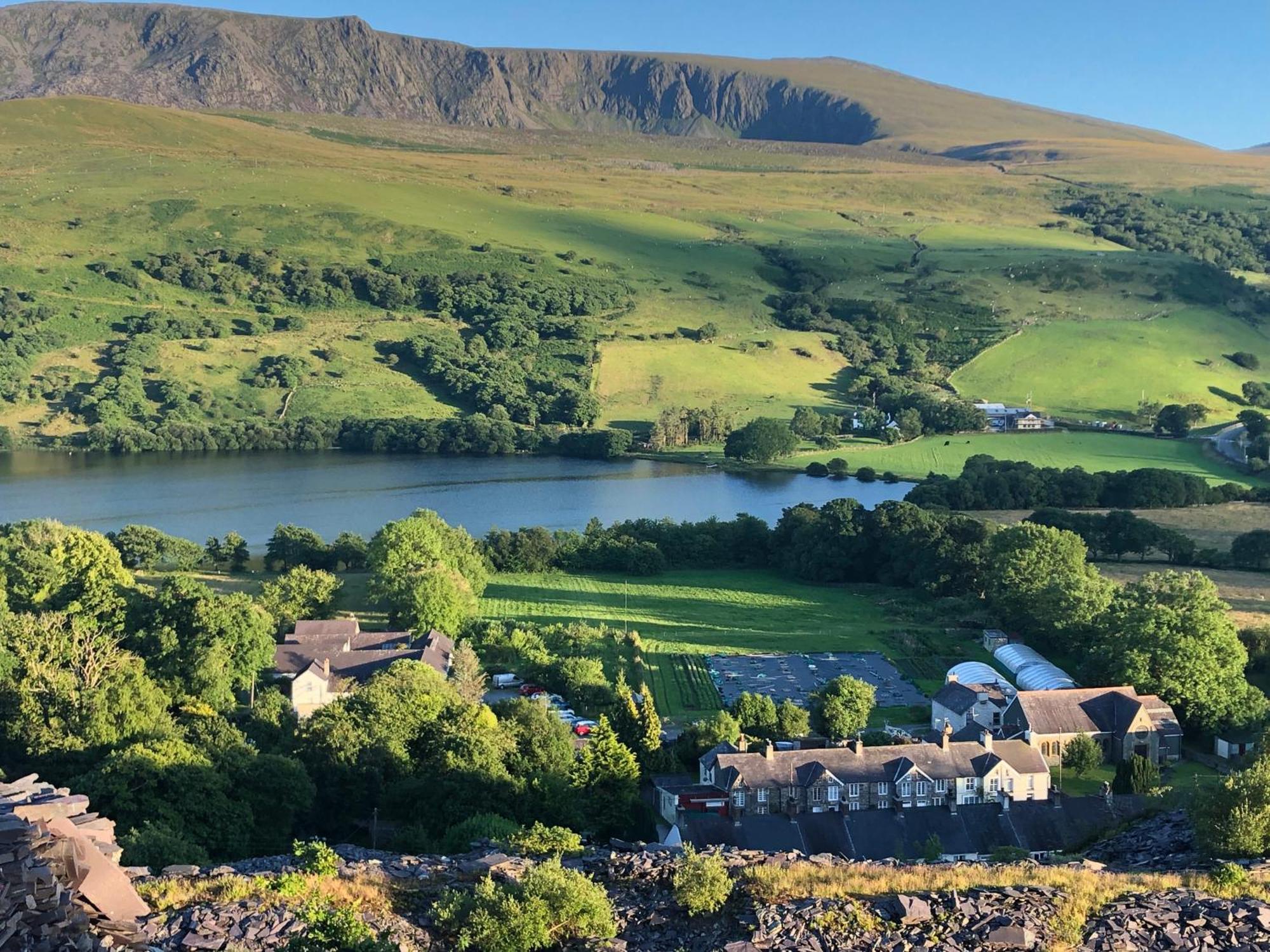 Trigonos - Quiet, Peaceful, Vegetarian B&B And Retreat Centre Nantlle Exterior photo